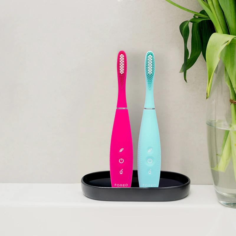 Escova de dentes elétrica FOREO ISSA™ 4