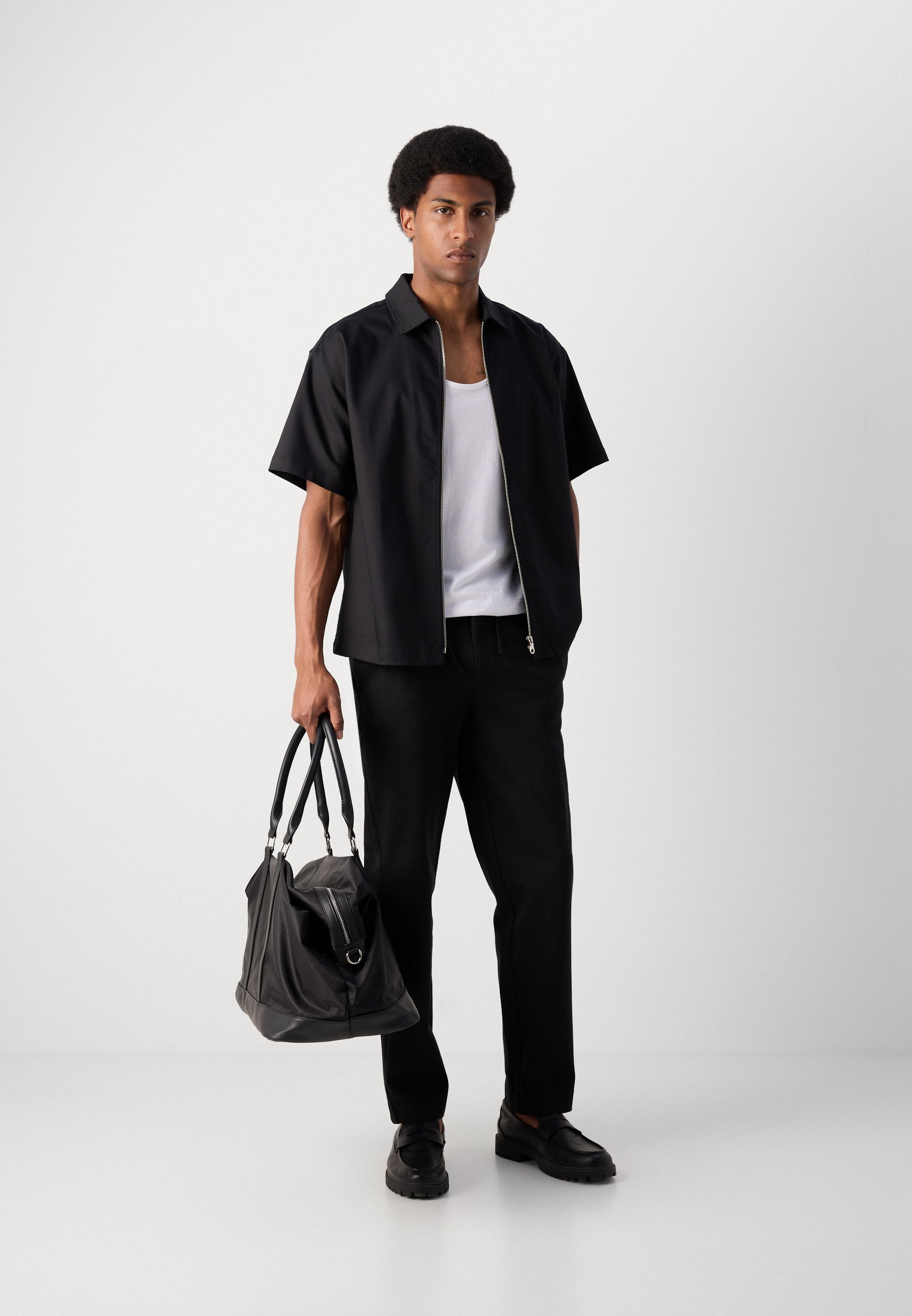 LINDBERGH SUPERFLEX RELAXED FIT KALHOTY - Kalhoty - black
