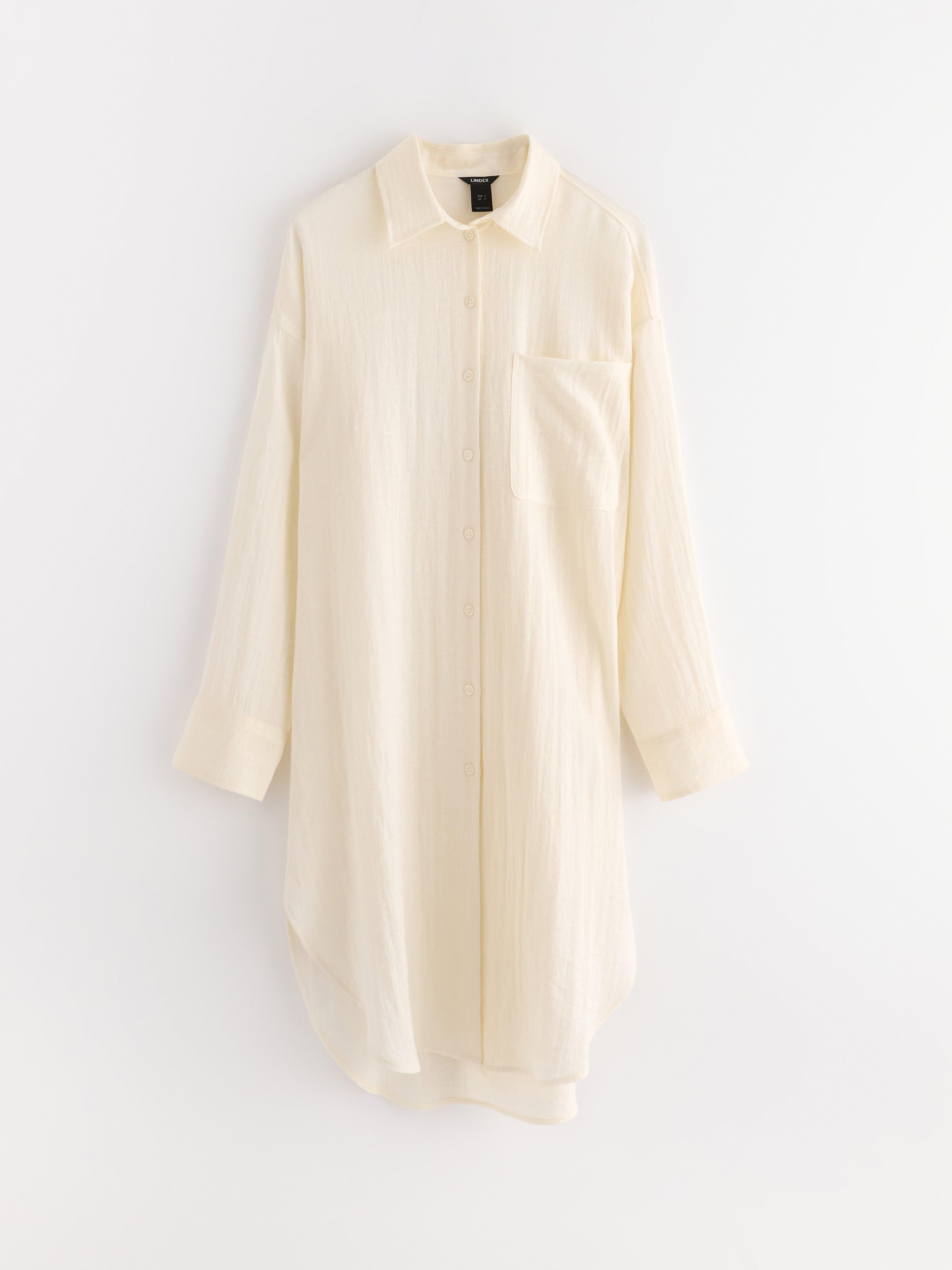 Camisa oversized branca clara