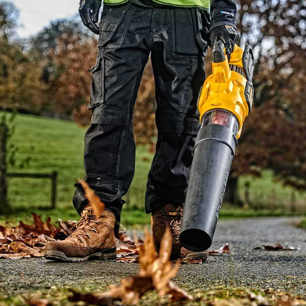 DEWALT 54V XR FLEXVOLT Axiale Bladblazer 1 x 9.0Ah Kit DCMBA572X1-XE