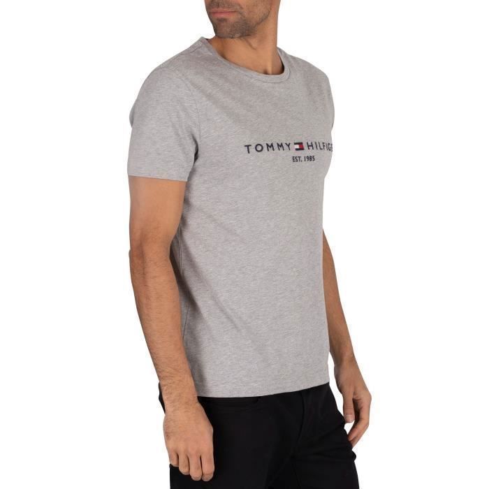 Camiseta - Tommy Hilfiger - Logotipo principal - 100% orgânico - Manga curta - Gola redonda