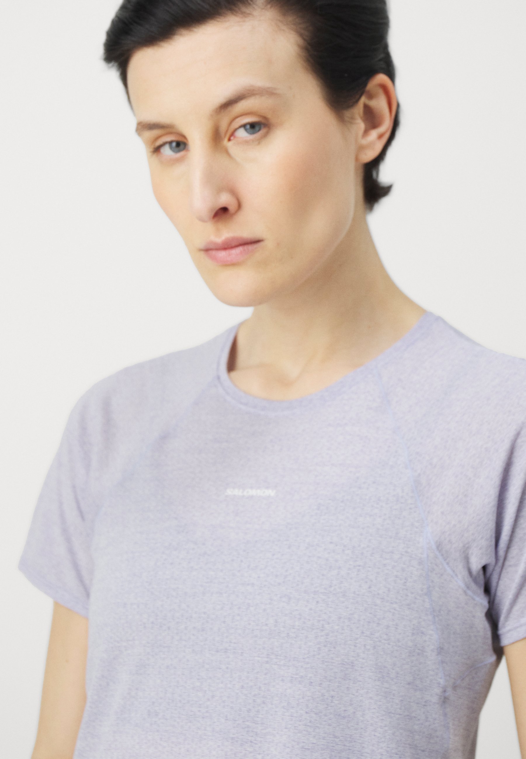 Salomon SHKOUT AIR CROP TEE - T-shirt sportiva - cielo cosmico