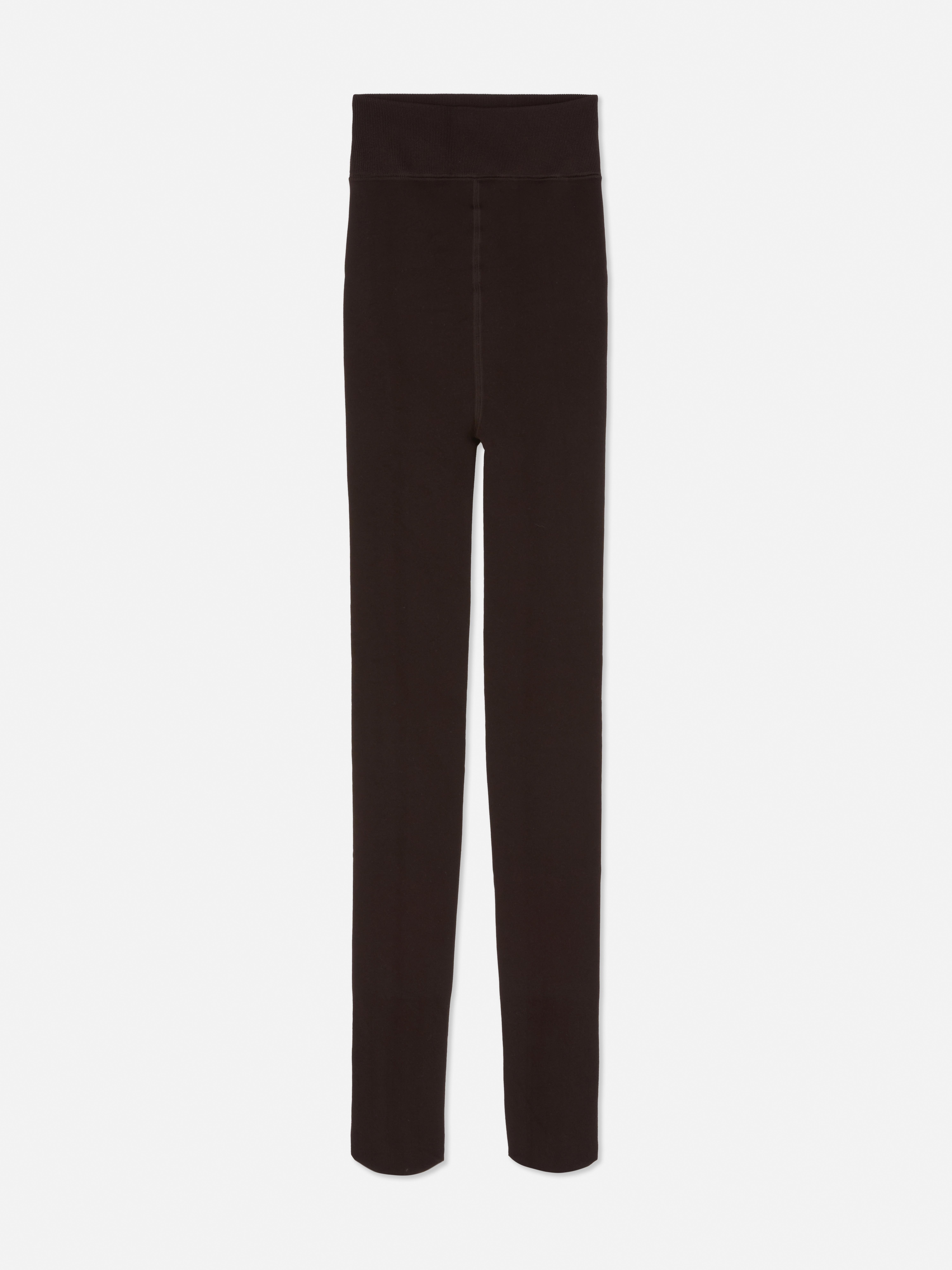 Samtplüschstrumpfhose. Diese Winterstrumpfhose hat ein samtplüschiges Futter für zusätzliche Wärme.