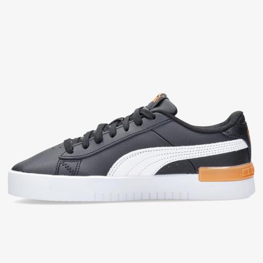 Puma Jada