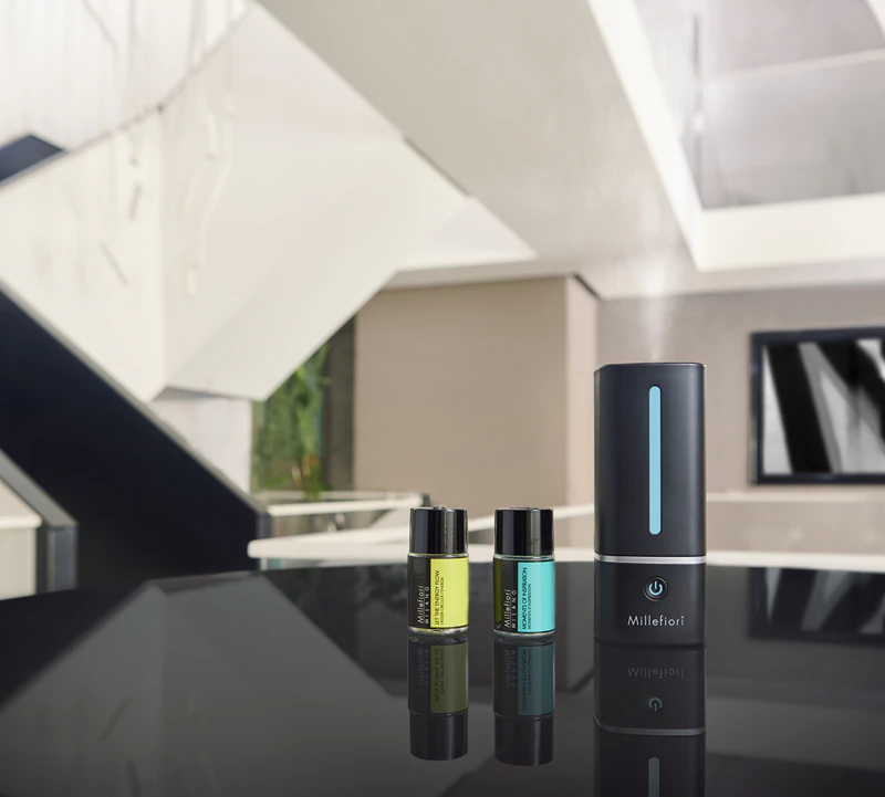Difusor elétrico Millefiori Moveo preto