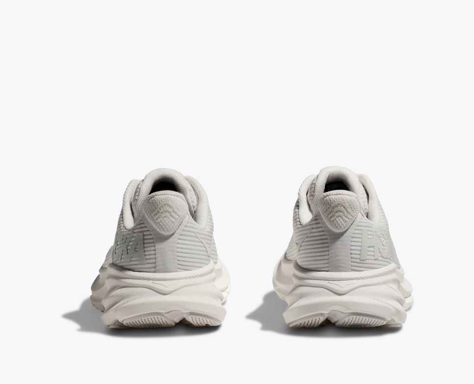 HOKA Clifton 9 White / Frost