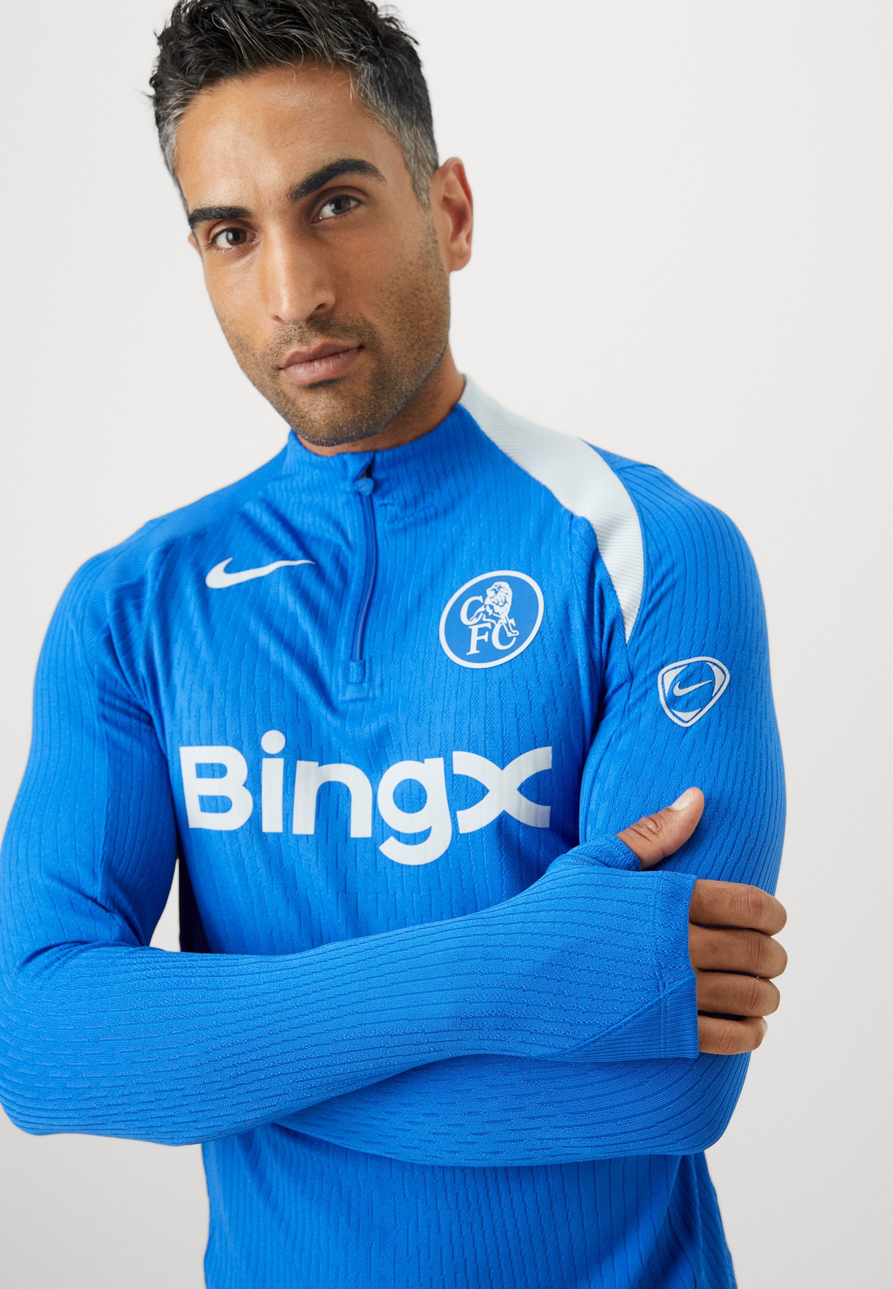 Nike Performance CFC – Langarmshirt – Spielkönigreich/Feldsilber