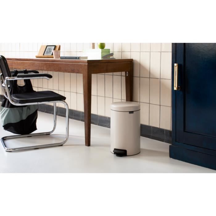 Pattumiera a pedale BRABANTIA NewIcon 12L - Beige chiaro