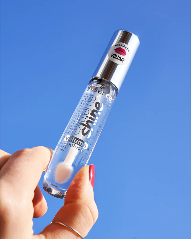 lesk na pery pre objem essence Extreme Shine