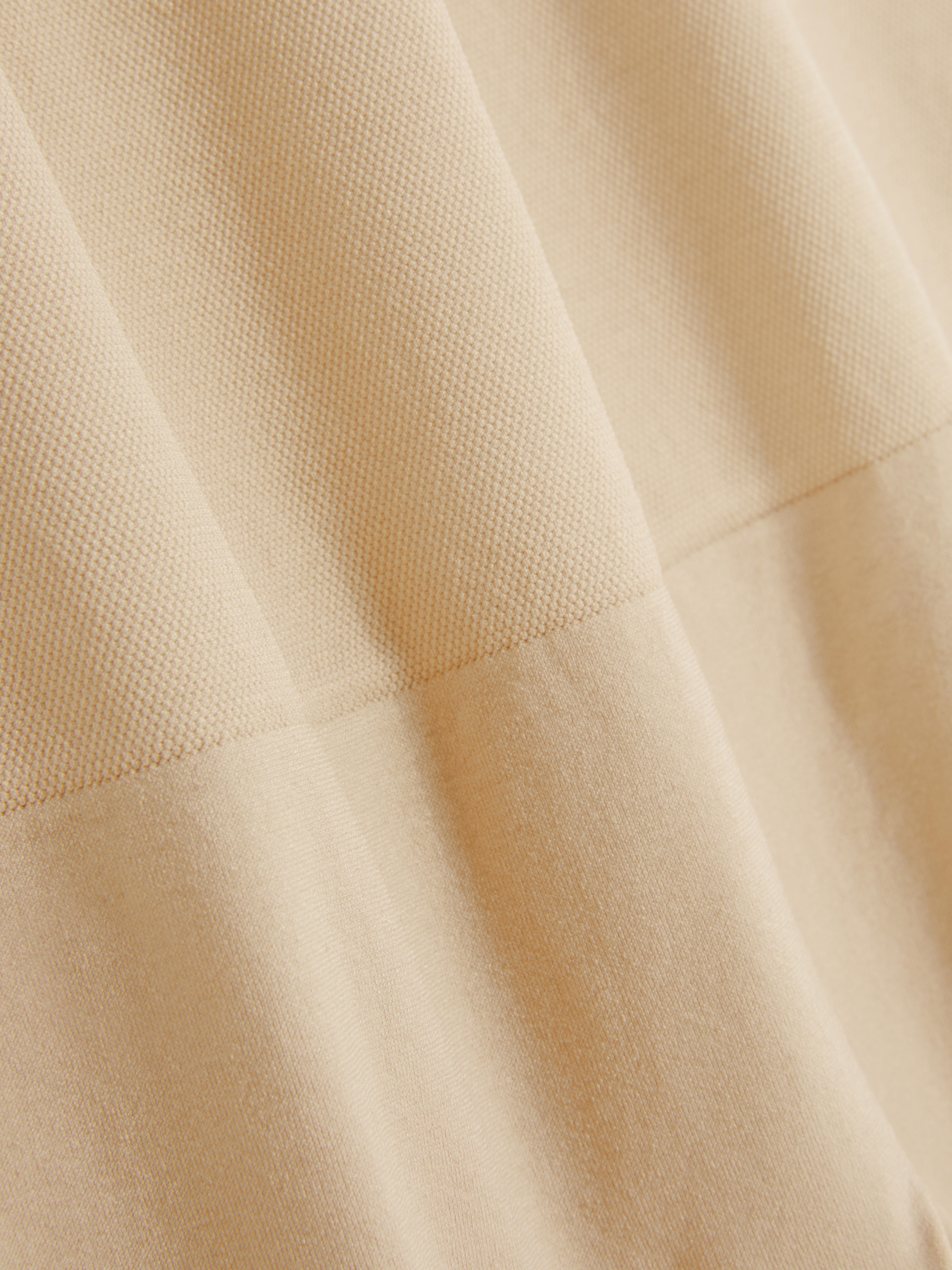 Pantaloni scurți modelatori fără cusături Pantaloni scurți modelatori din material elastic cu design fără cusături