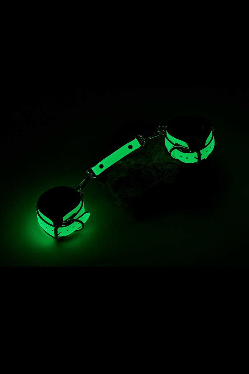 Dream Toys Radiant Glow In The Dark Handboja