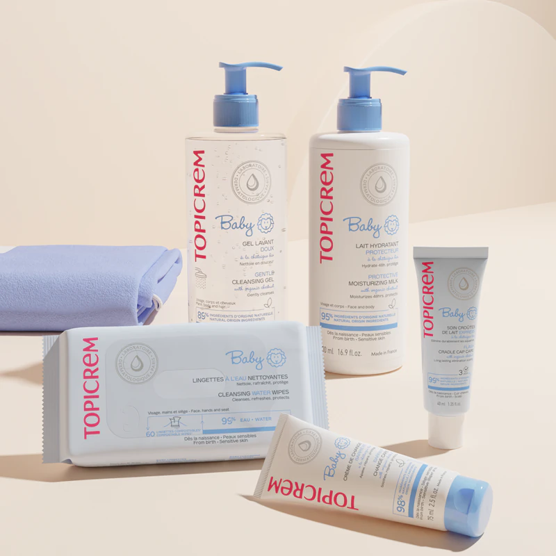 Topicrem BABY Meu Primeiro Gel de Limpeza 2 em 1 para corpo e cabelo, para crianças desde o nascimento.