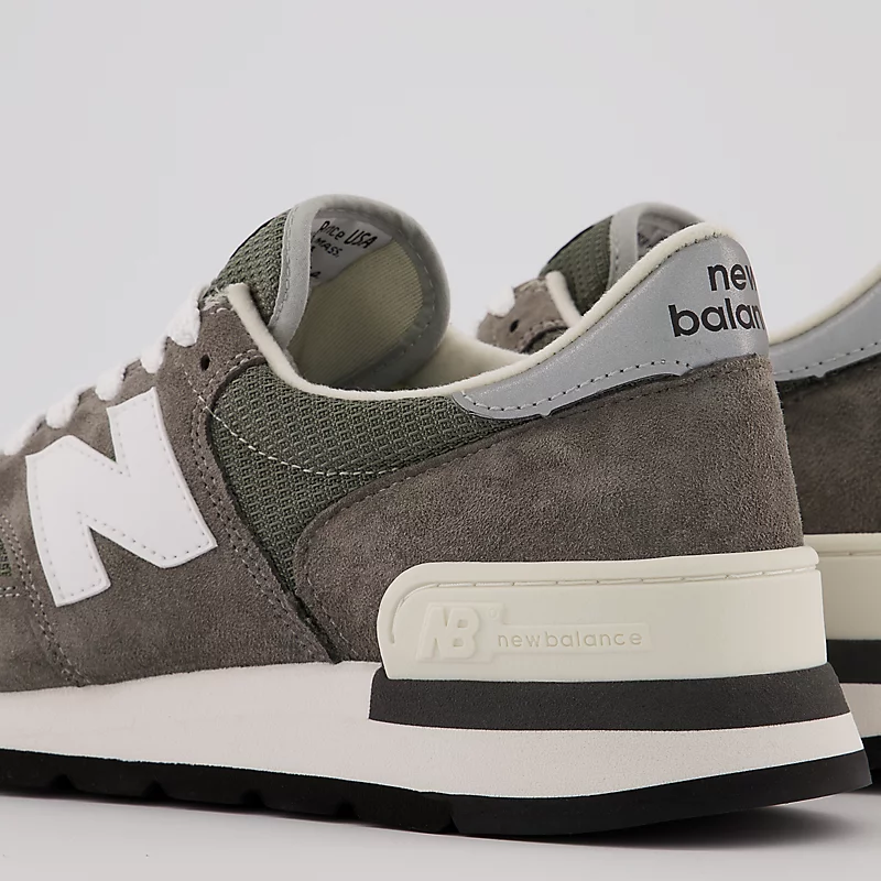 Męskie buty MADE in USA 990v1 Core – szare z białym