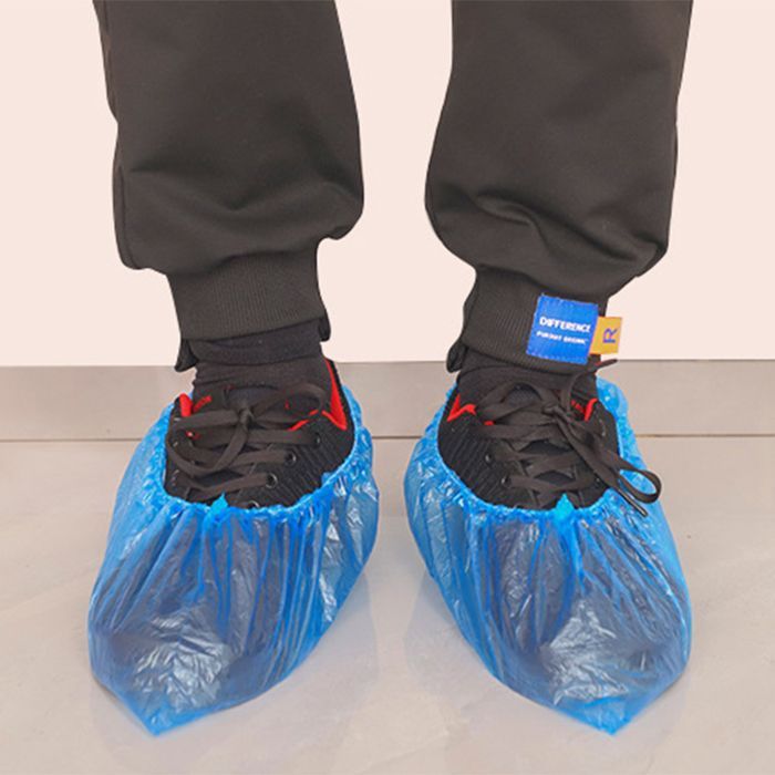 Lot de 100 couvre-chaussures jetables, imperméables, antidérapants et résistants à l'usure