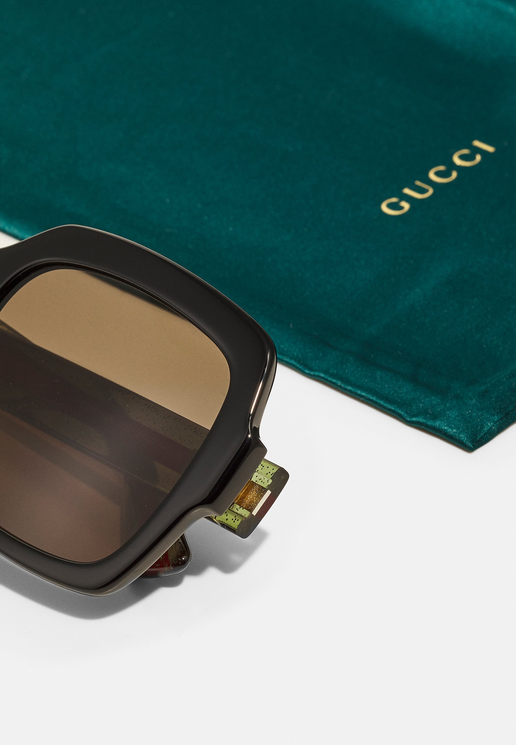 Lunettes de soleil Gucci - noir/vert/marron