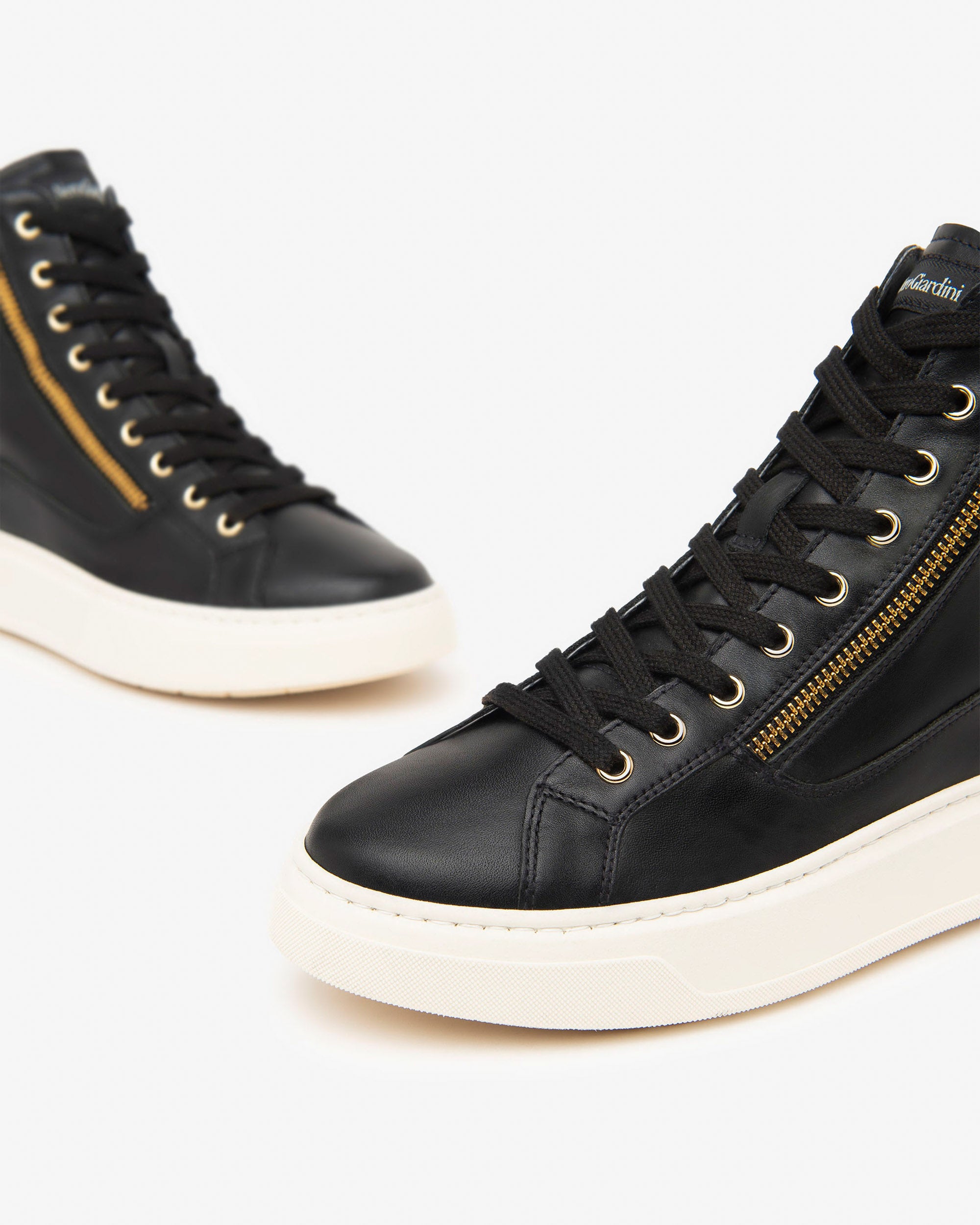  Damen-Sneaker mit hohem Schaft aus Leder und Funktionsmaterial