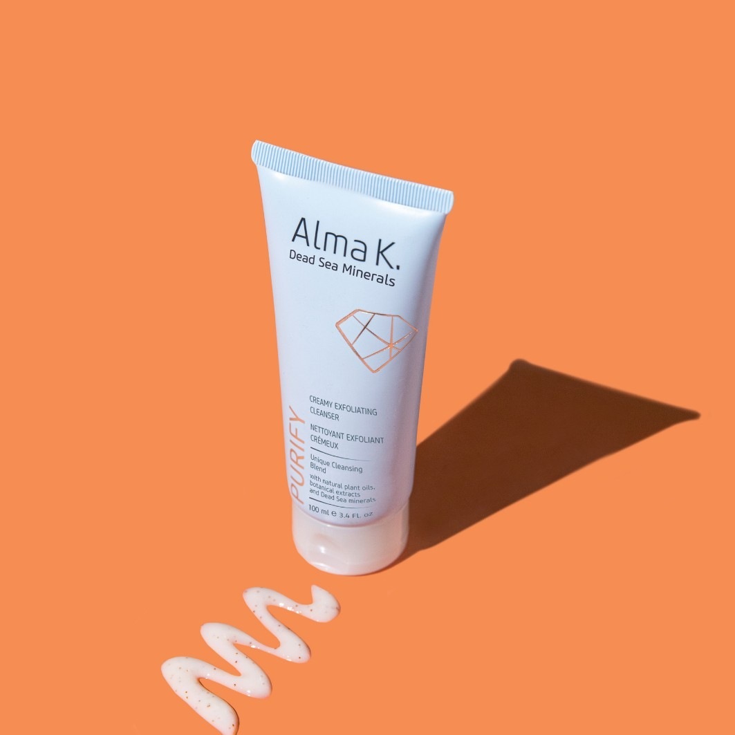 Alma K attīrošais krēms sejas kopšanai ar pīlingu - 100 ml