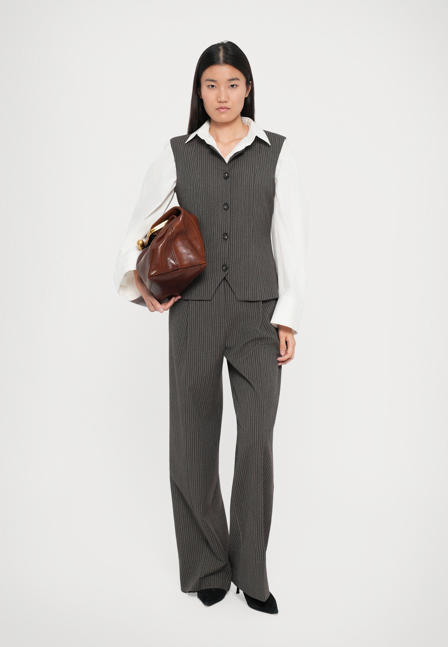 Jardin Arbre et Cheval MENEA - Gilet - marron