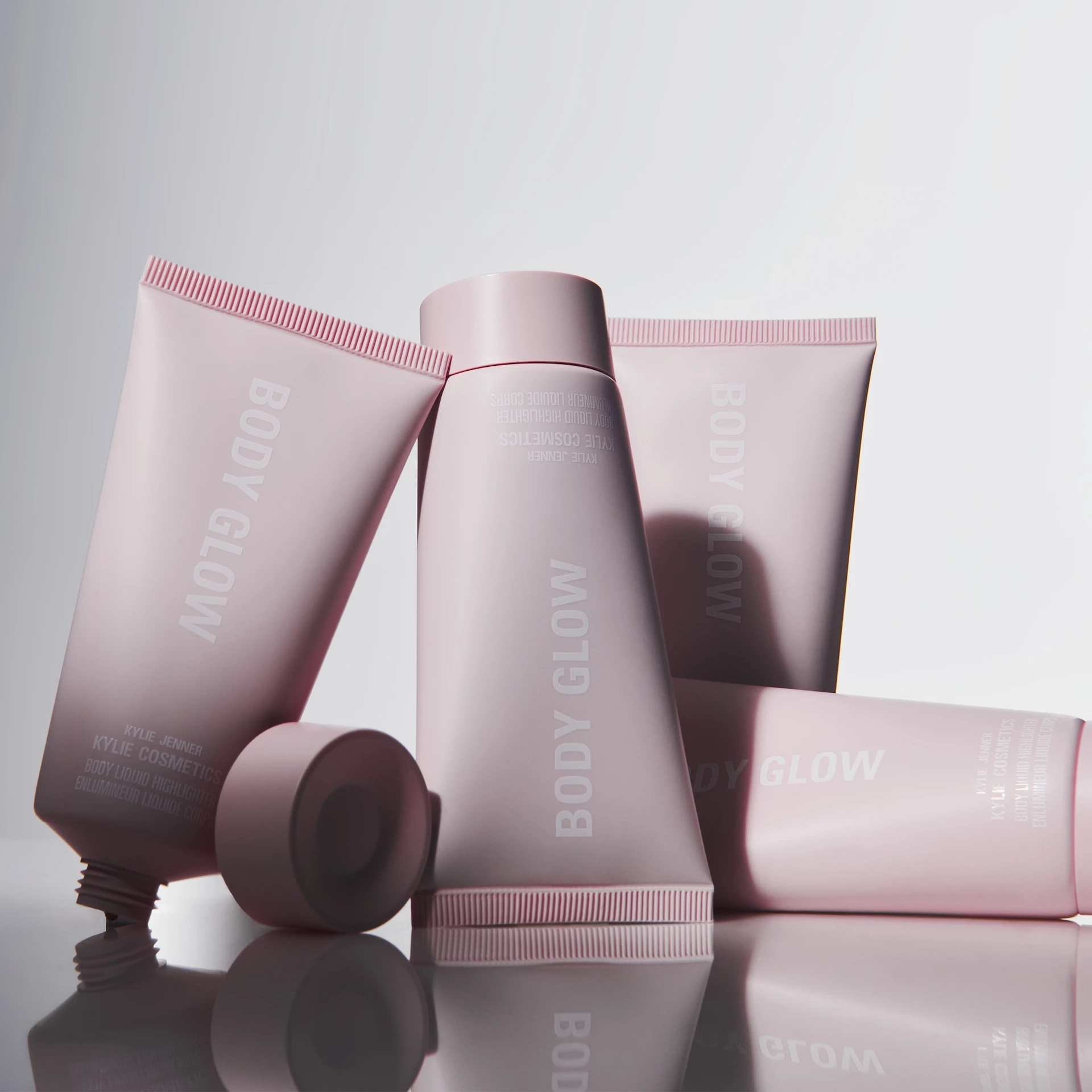 Body Glow 300 Built Different - Kylie By Kylie Jenner
