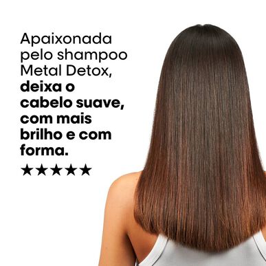 L'Oréal Professionnel Metal Detox Serie Expert šampūno papildymas dažytiems plaukams 500 ml