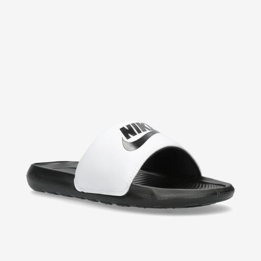 Nike Victor One
