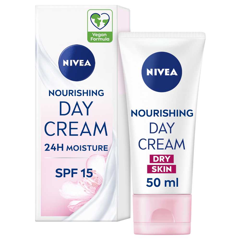 Tápláló nappali krém SPF15 50 ml - NIVEA