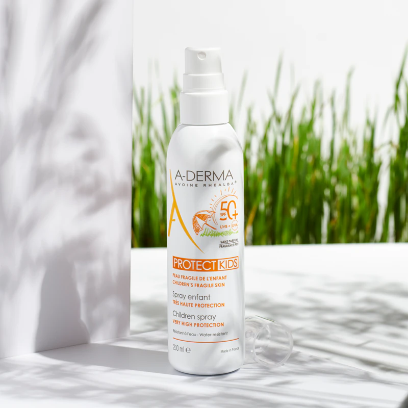 A-Derma Protect Kids Protetor solar em spray invisível FPS 50+ para crianças