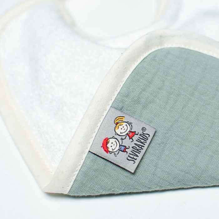 Sevira Kids | Bavoir à nouer en gaze de coton Jeanne Vert de gris - Naissance Made in France
