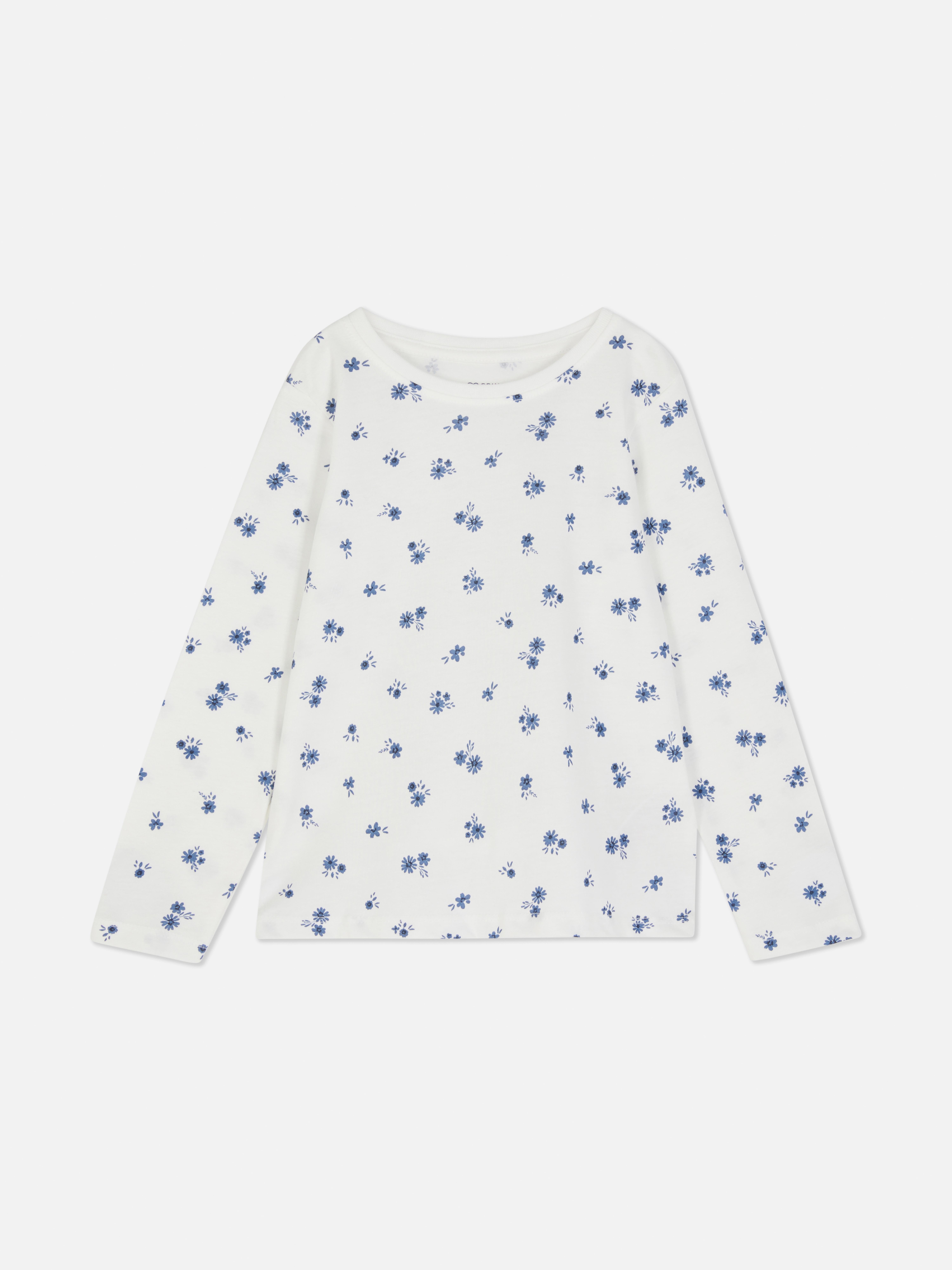 Langärmeliges T-Shirt mit Aufdruck Ein langärmeliges T-Shirt mit Allover-Print