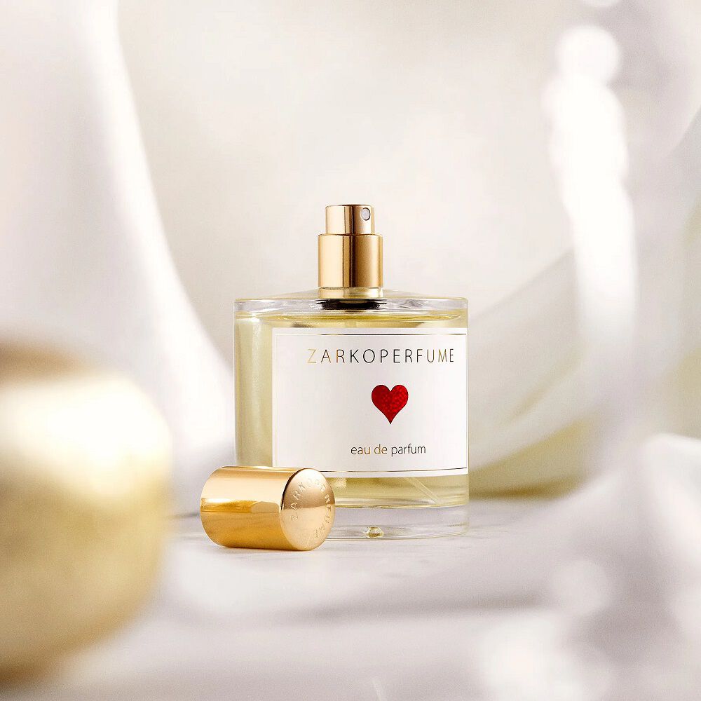 Zarkoperfume wenst iedereen veel liefde.