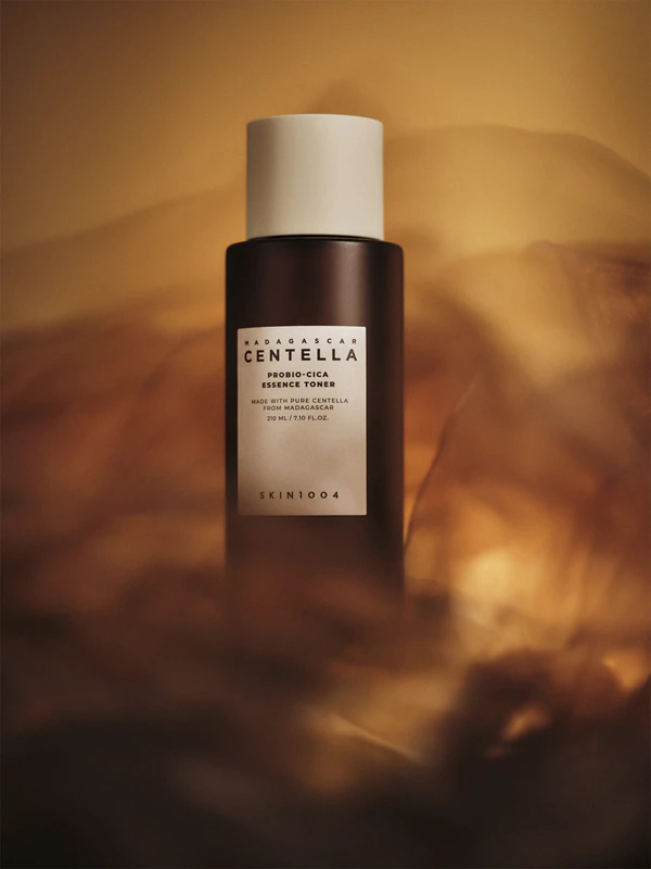 SKIN1004 Madagascar Centella Probio-Cica Essence Tônico calmante com efeito hidratante