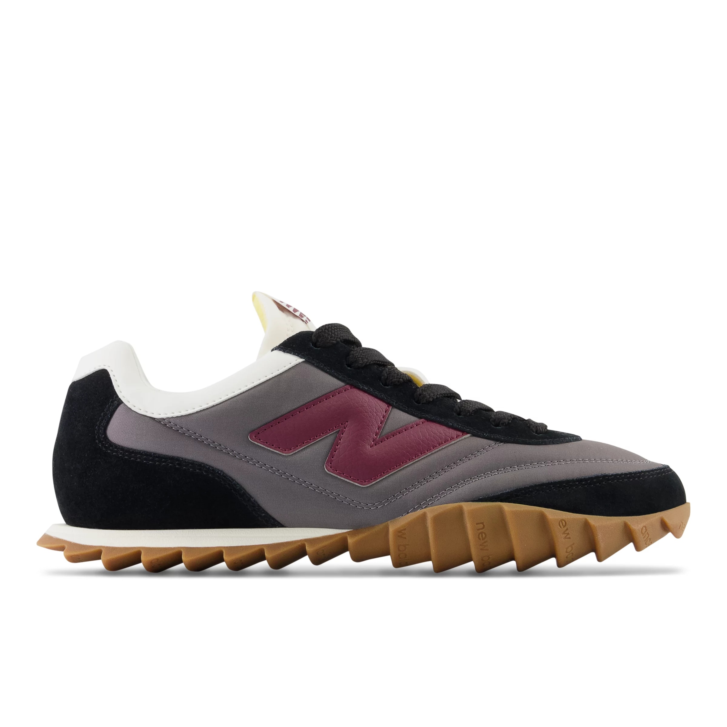 RC30 Castlerock con Black e NB Burgundy