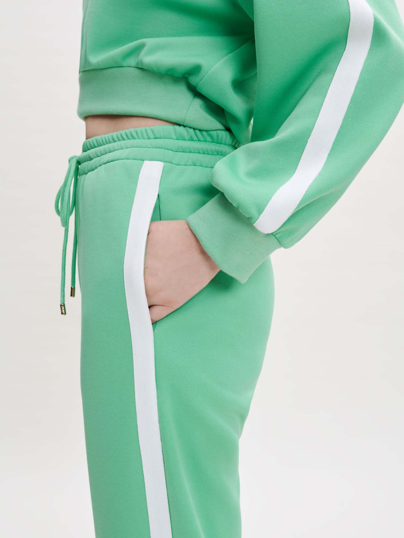 Pantaloni de trening cu dungi - Vert