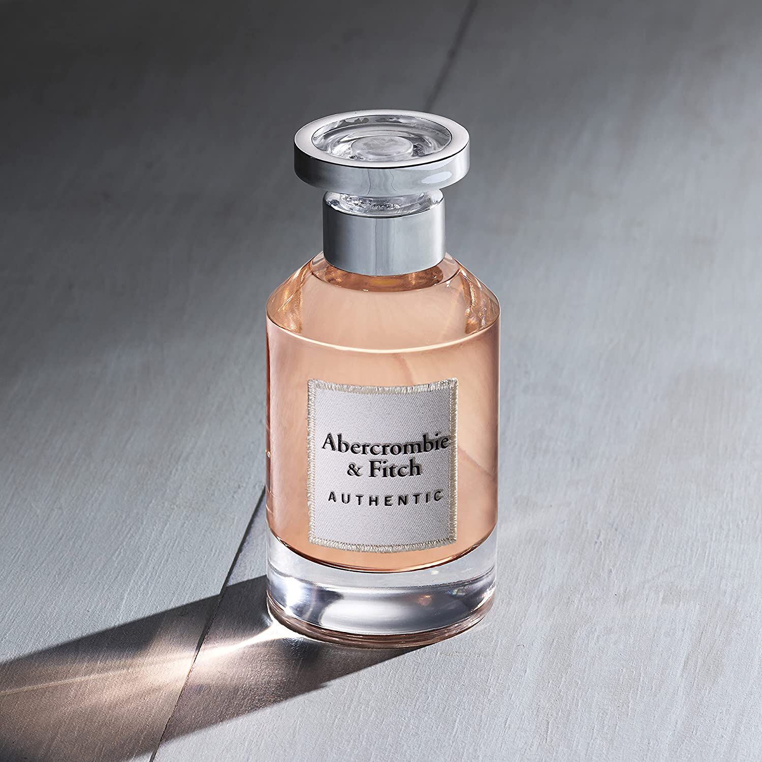Abercrombie & Fitch Authentic Woman