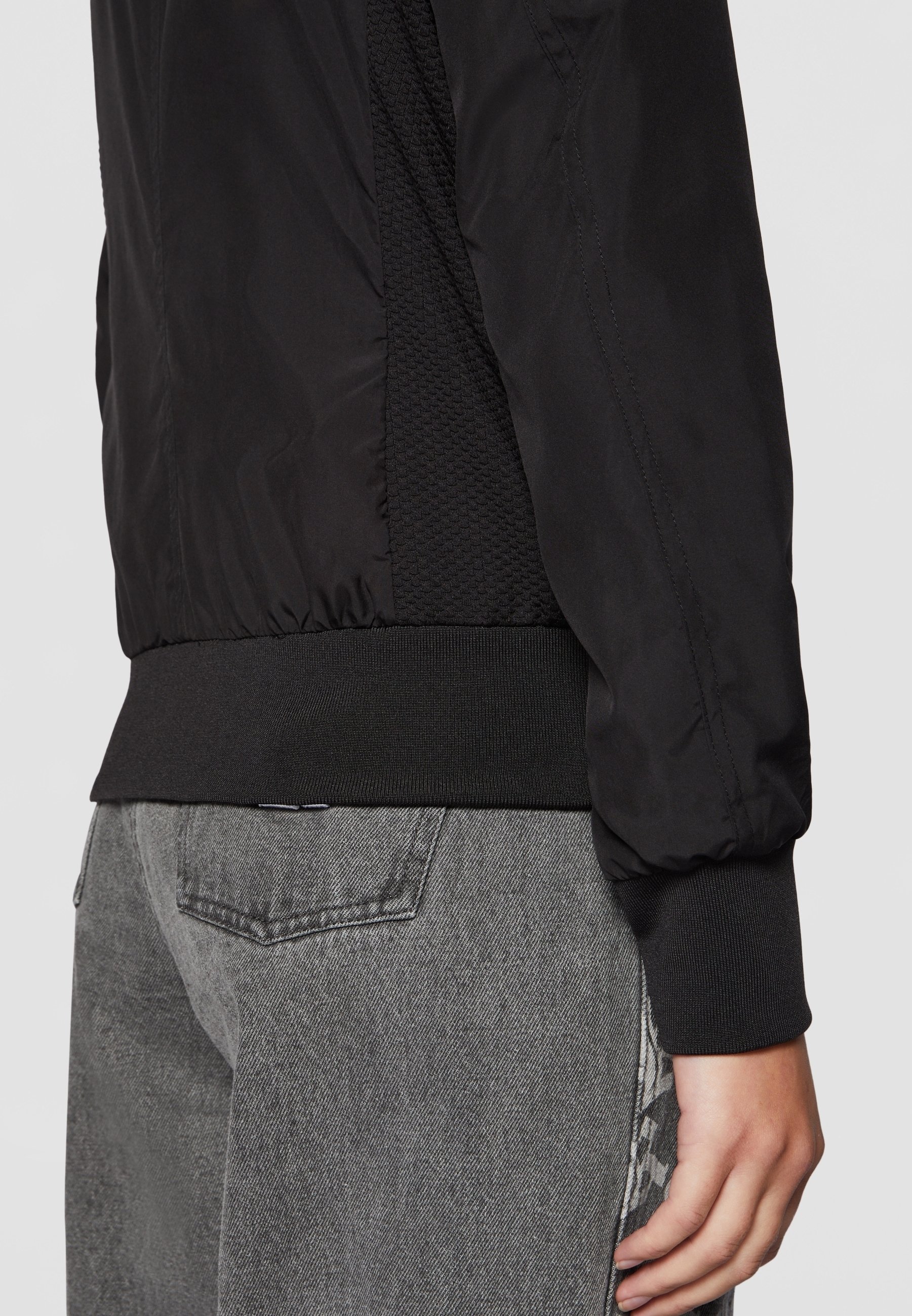 Urban Classics Bomber Jacket - black