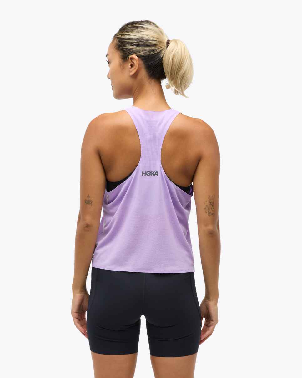 HOKA Camiseta sin mangas para el día de la carrera con flor de aster