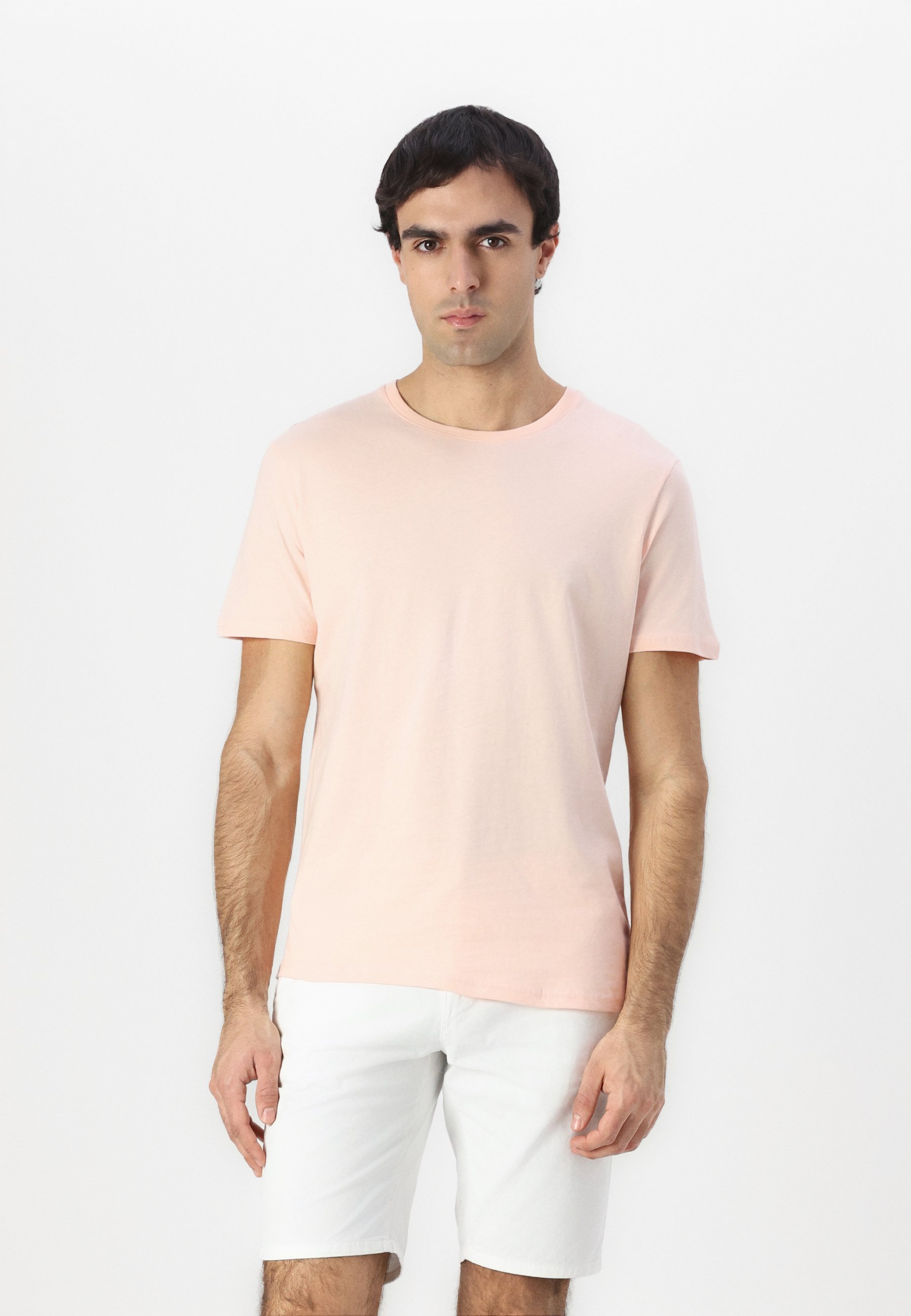 Pier One 7 PACK - Lihtne T-särk - punane/hõbedane/kuninglik sinine