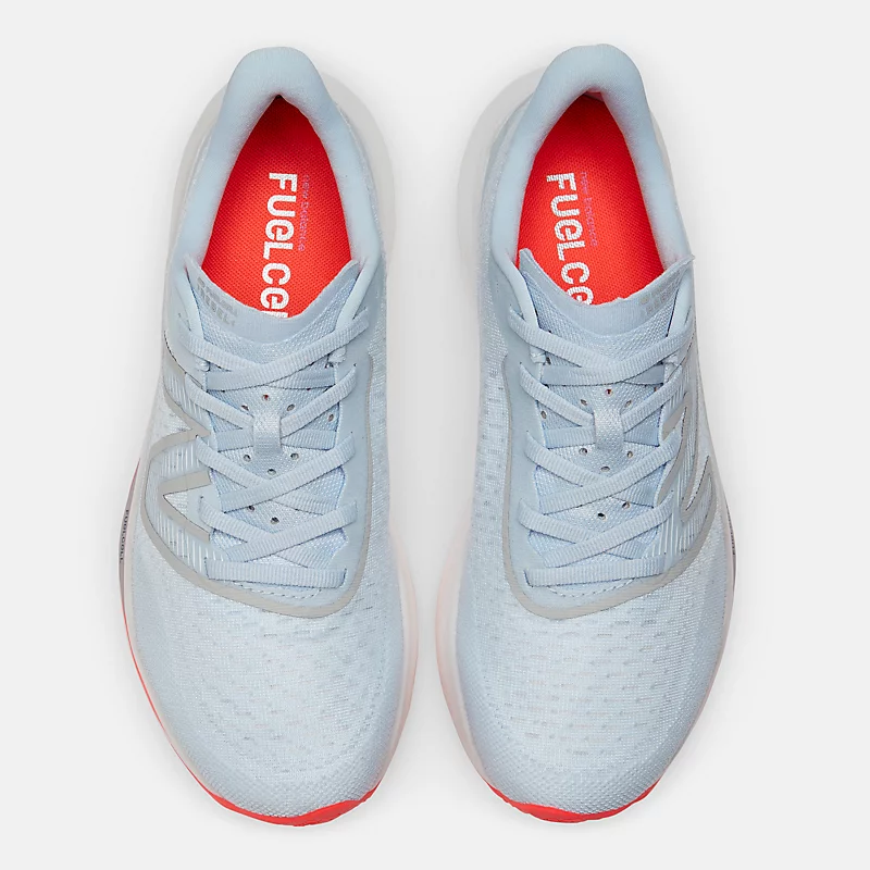Chaussures FuelCell Rebel v3 pour femmes - Starlight, coloris rouge électrique et magenta