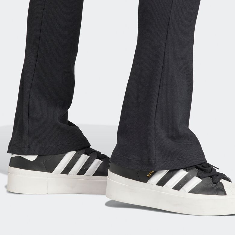 Leggings met ribbels en uitlopende pijpen