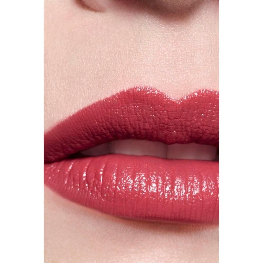CHANEL lūpų dažai ROUGE ALLURE ROUGE ALLURE L'EXTRAIT REFILL lūpų dažai - 2 g