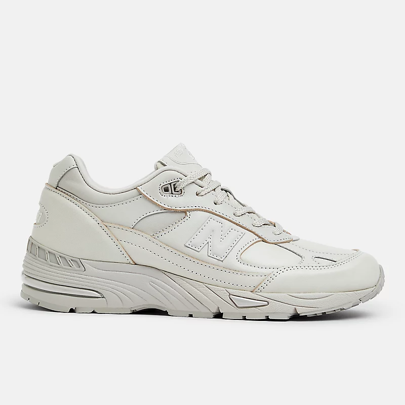 Męskie buty MADE in UK 991v1 Contemporary Luxe – jasnoszary z motywem księżycowego blasku i pumeksu