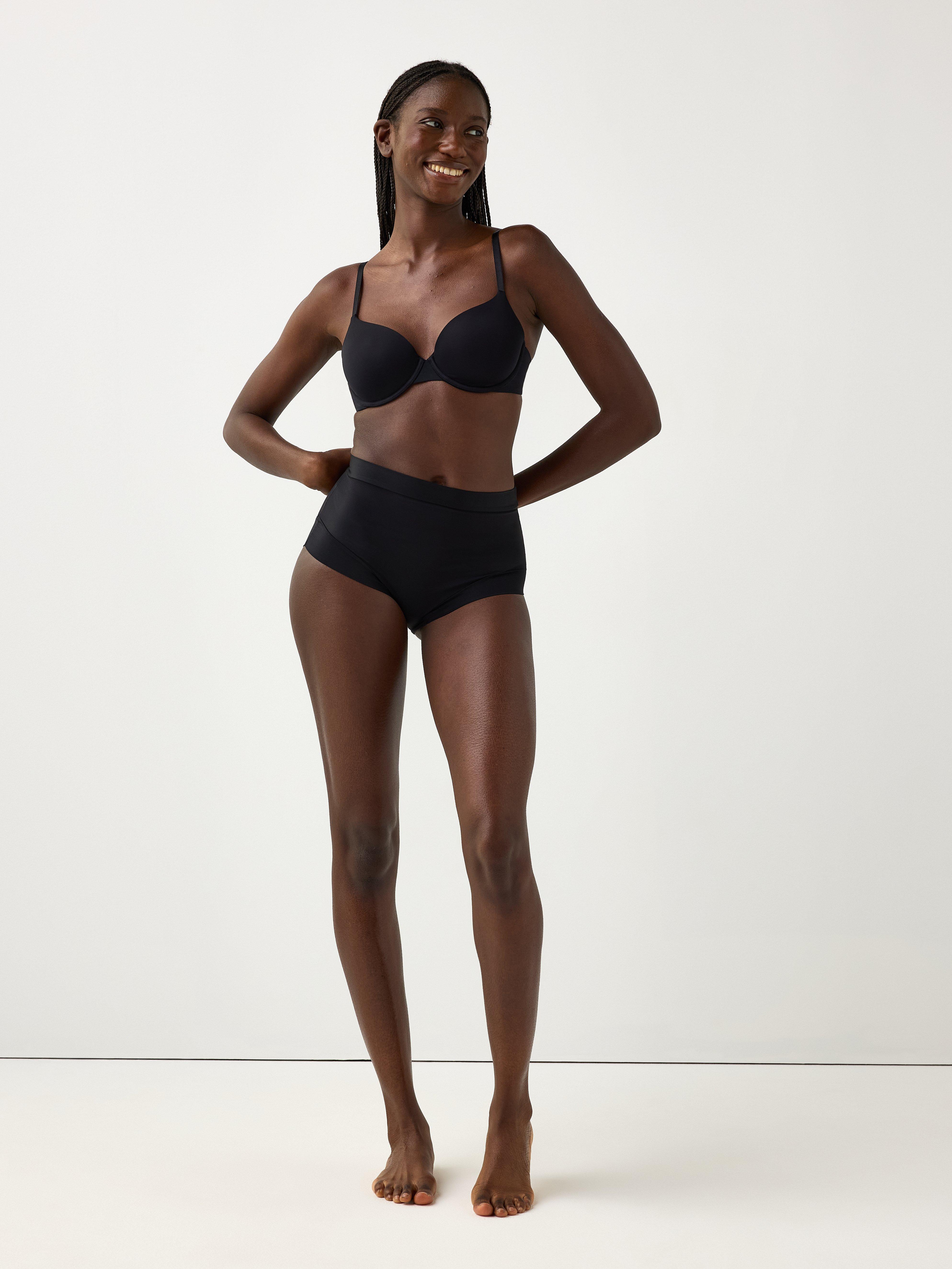 Soporte ligero moldeador pantalón negro