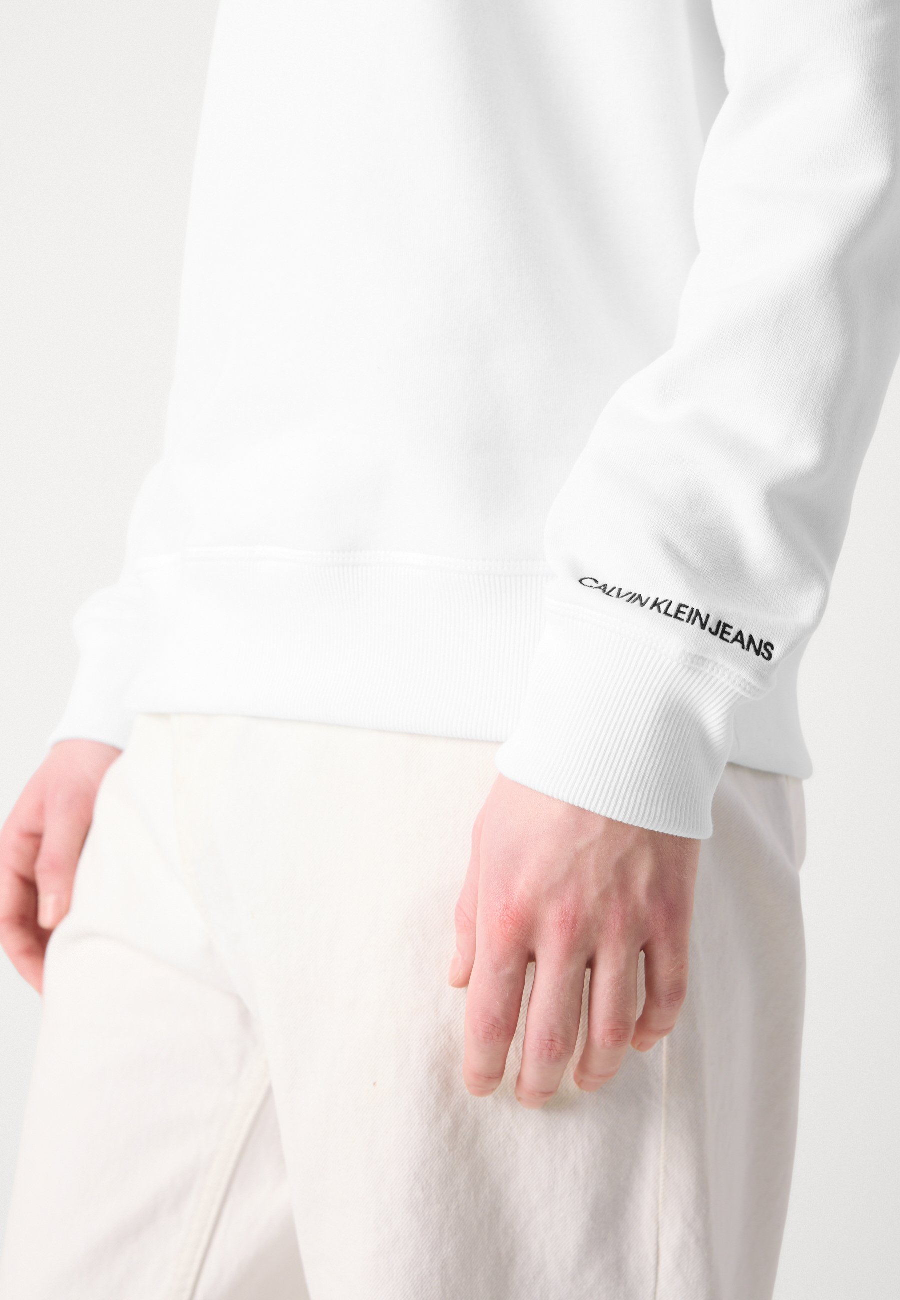 Calvin Klein Jeans ESSENTIAL - Sweatshirt - helderwit