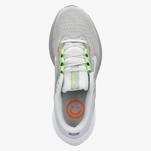  Nike Winflo 10
