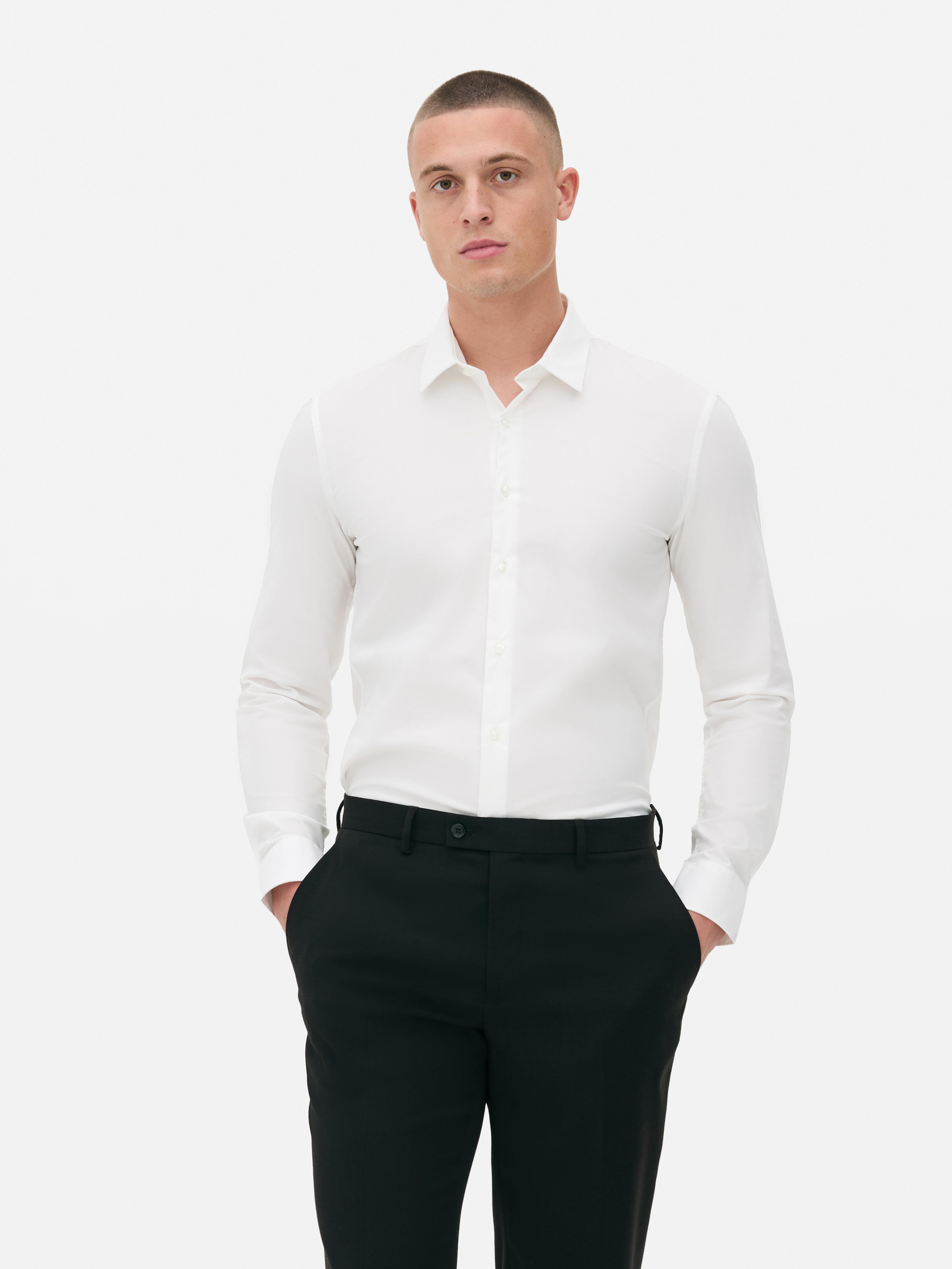 Cămașă cu nasturi și material elastic Cămașă slim fit cu guler și închidere cu nasturi în față