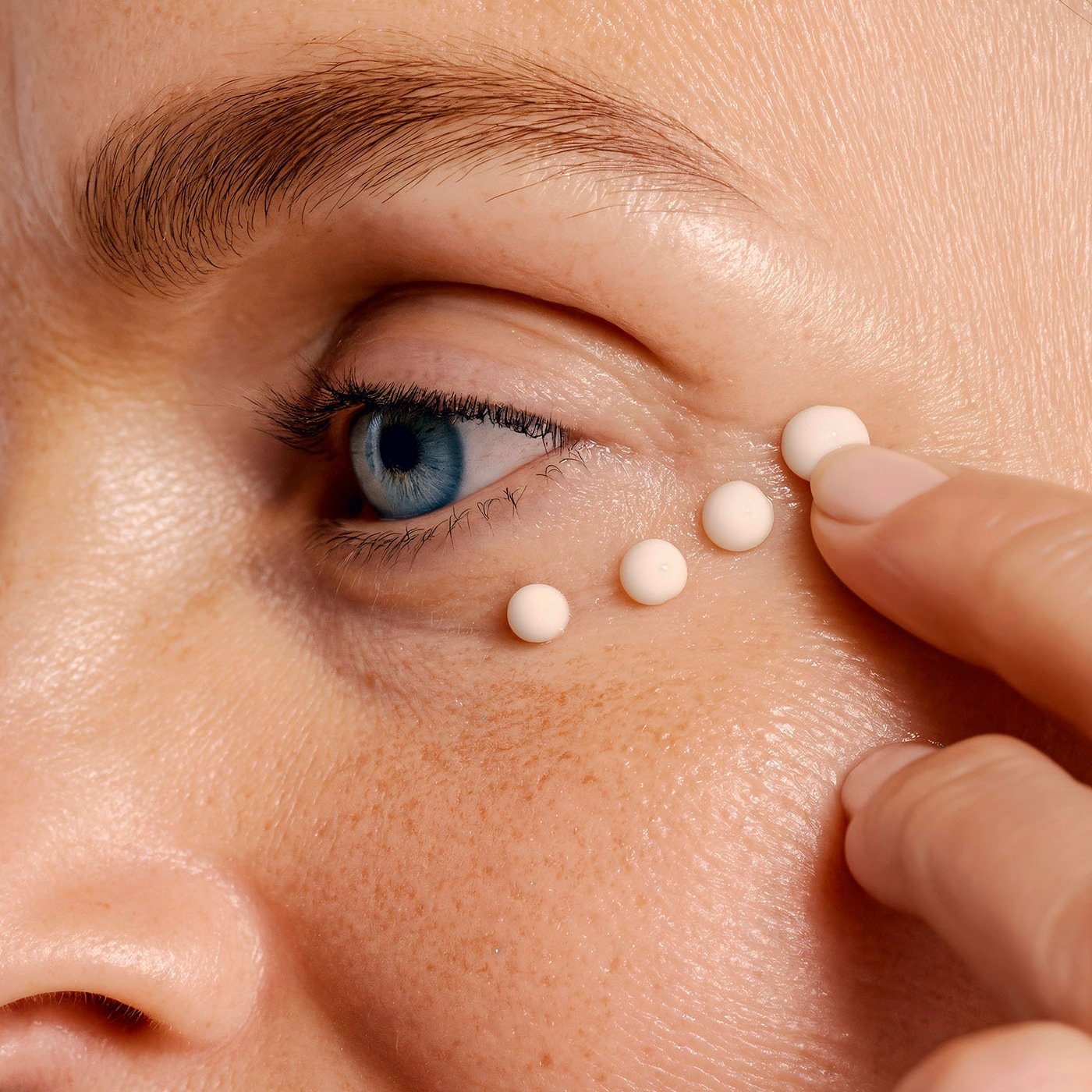 Biotulin acu krēms EyeMATRIX liftinga koncentrāts - 15 ml