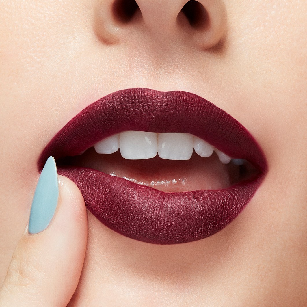 MAC Lipstick Locked Kiss Ink™ tečni ruž za usne – 5 ml