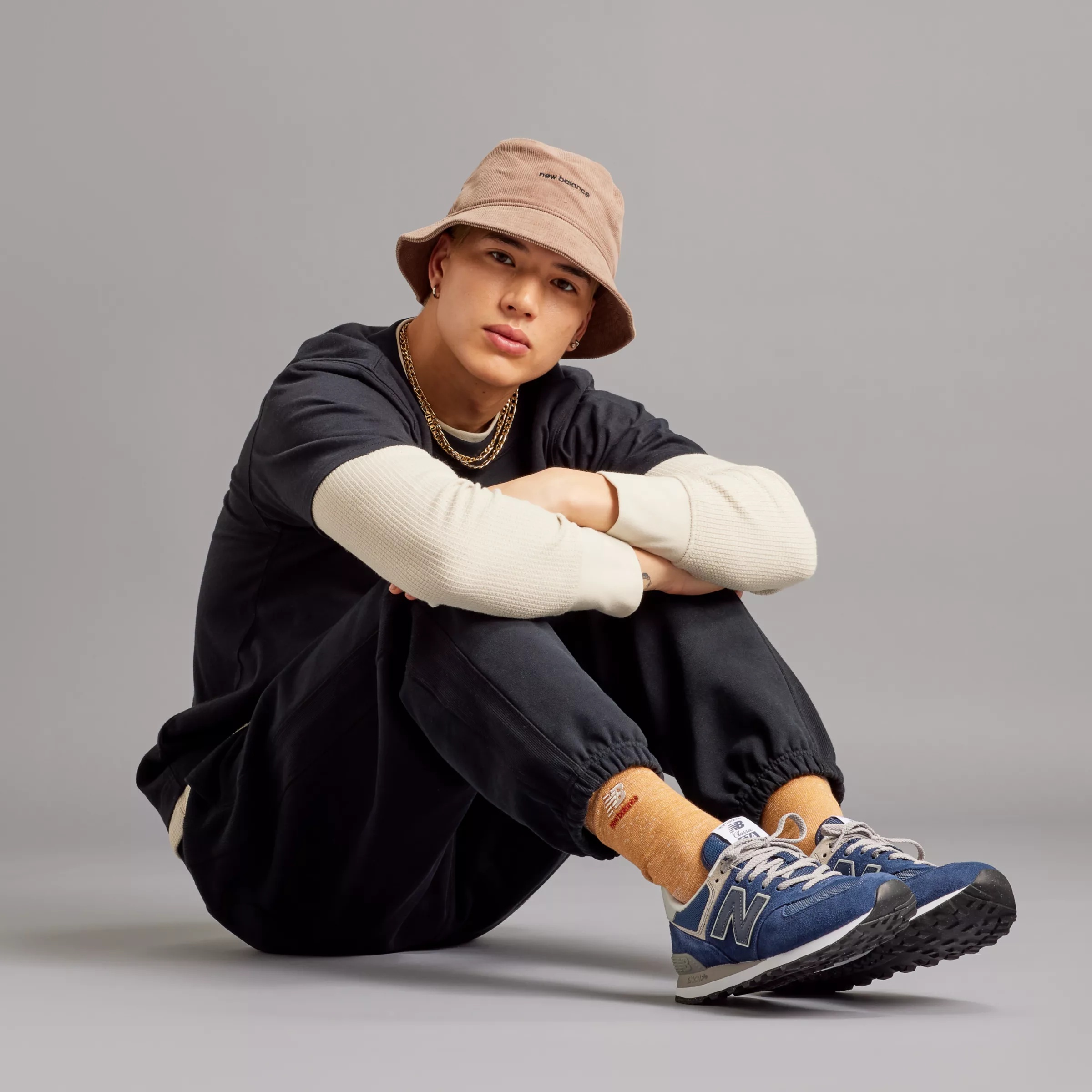 574 Core Navy with White
