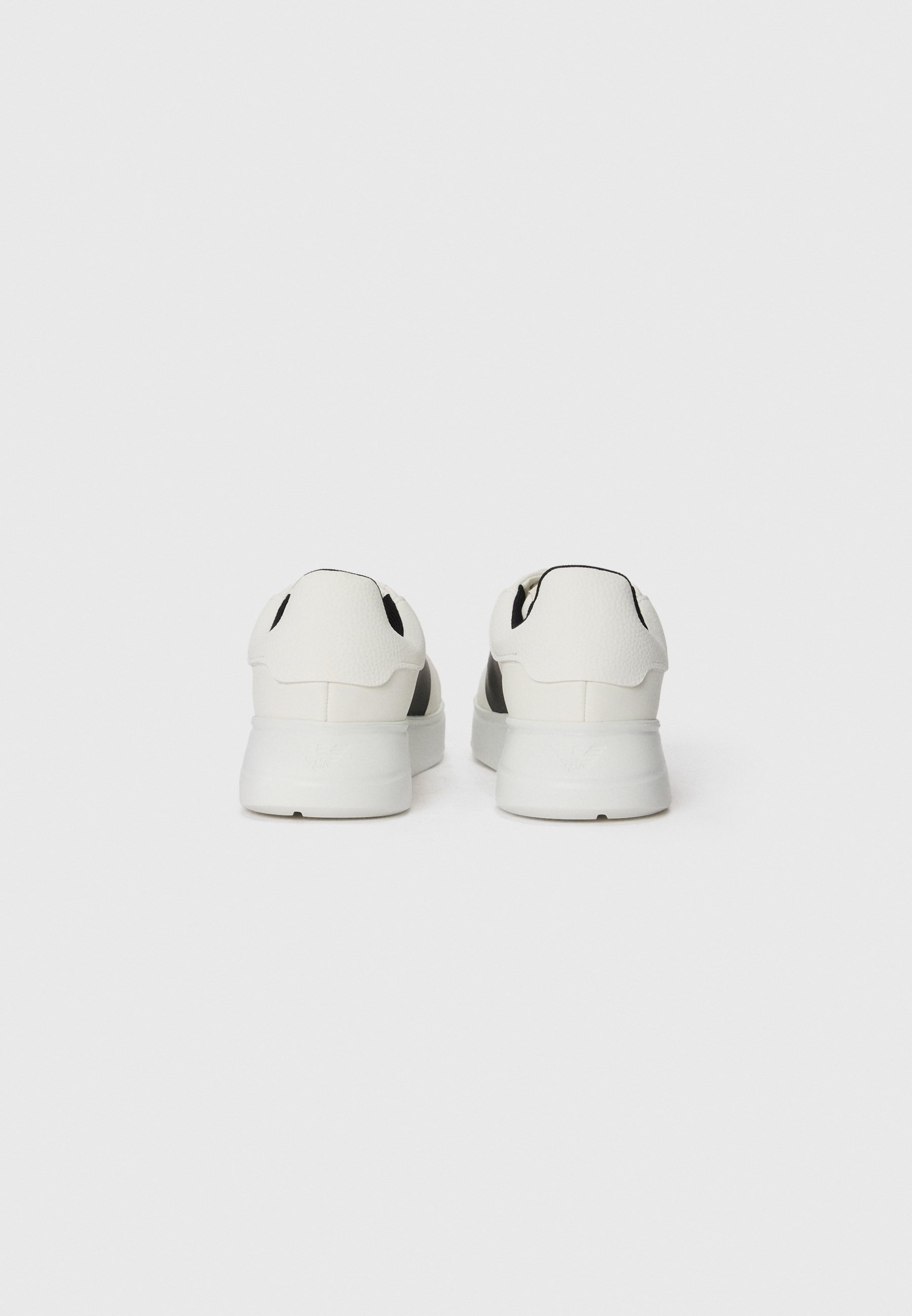 Emporio Armani sneakers - wit