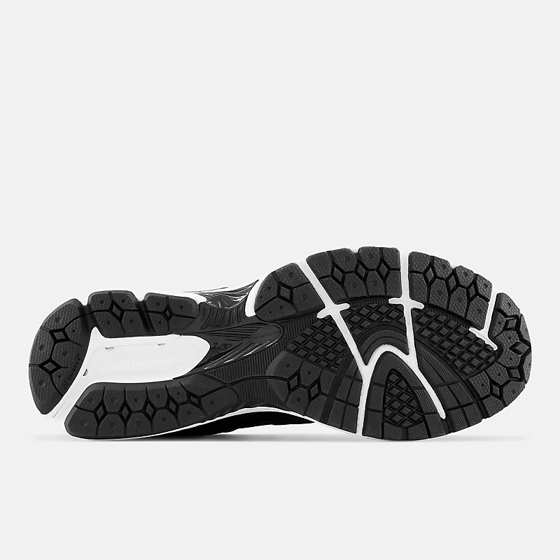 Tênis masculino 2002R - Preto com detalhes em Phantom e Gunmetal